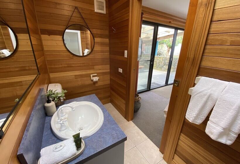 مبيت وإفطار Hanlon Guest House