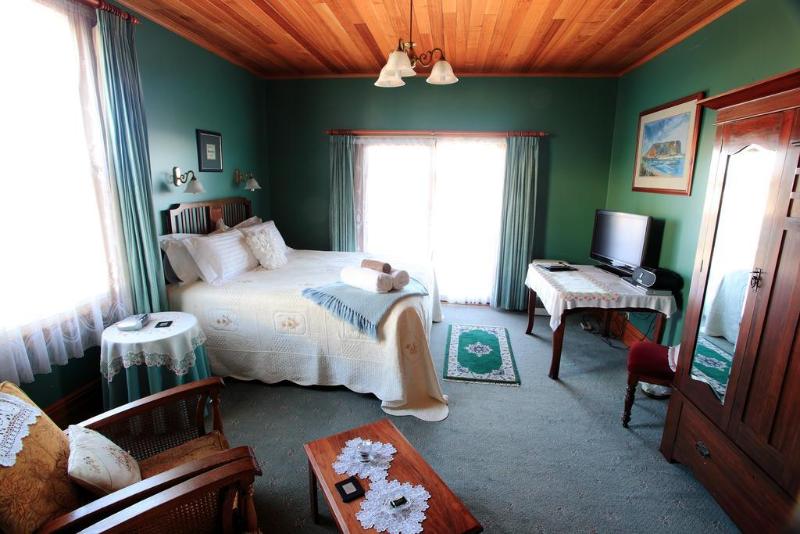 مبيت وإفطار Hanlon Guest House