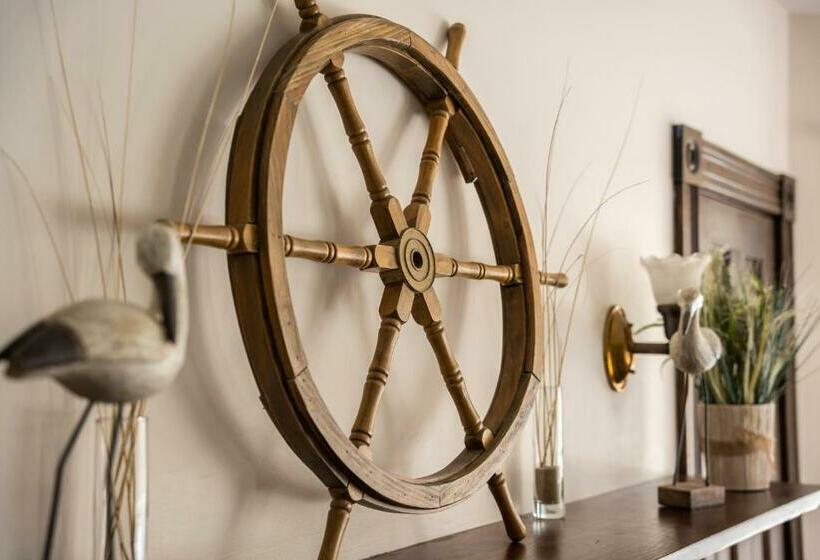 ベッドアンドブレックファースト The Inn At The Oaks