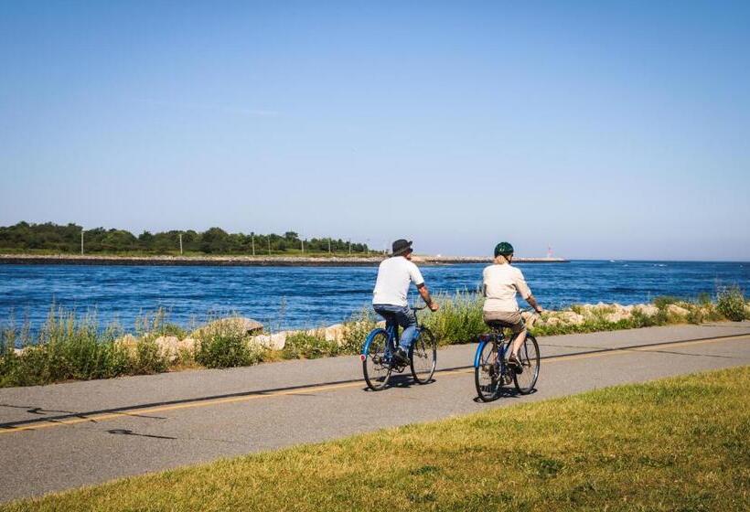 ベッドアンドブレックファースト The Inn At The Oaks