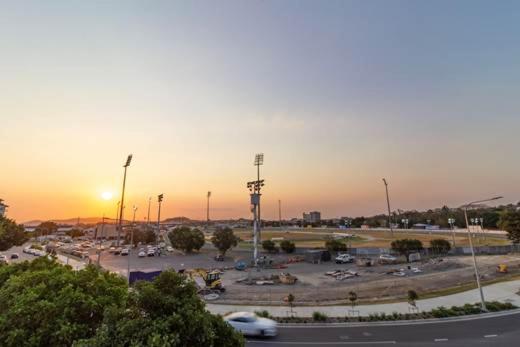 مبيت وإفطار Kingsford Riverside Inn