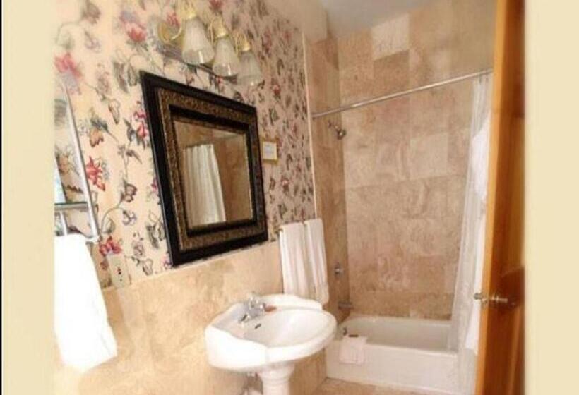 مبيت وإفطار Majestic