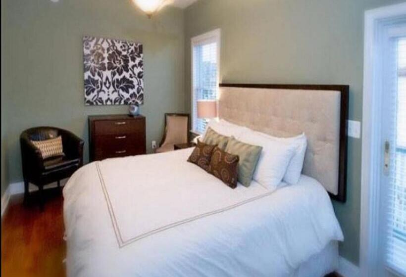 مبيت وإفطار Majestic