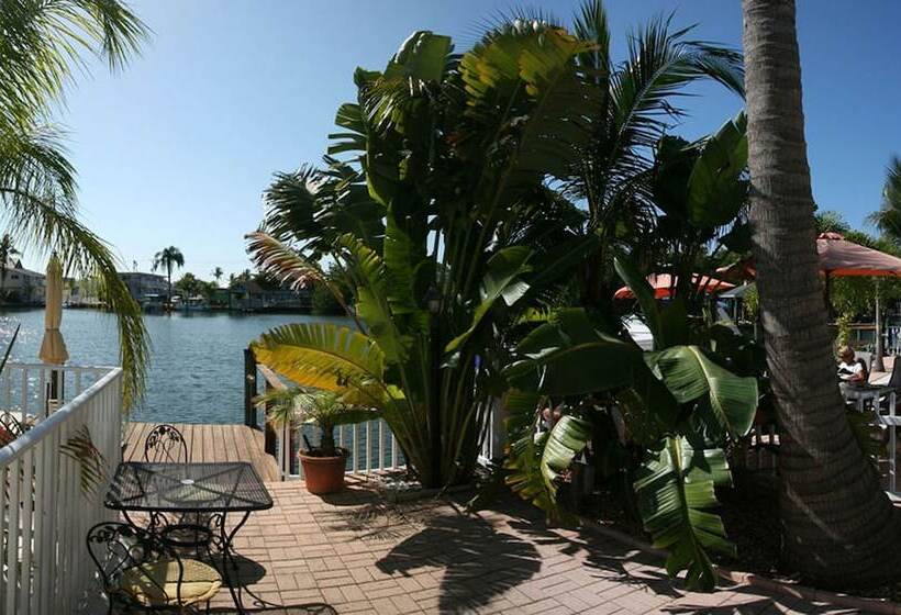 مبيت وإفطار Manatee Bay Inn   Near Fishing Pier Fort Myers Beach