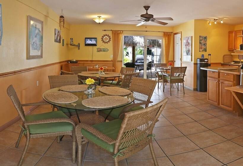 مبيت وإفطار Manatee Bay Inn   Near Fishing Pier Fort Myers Beach