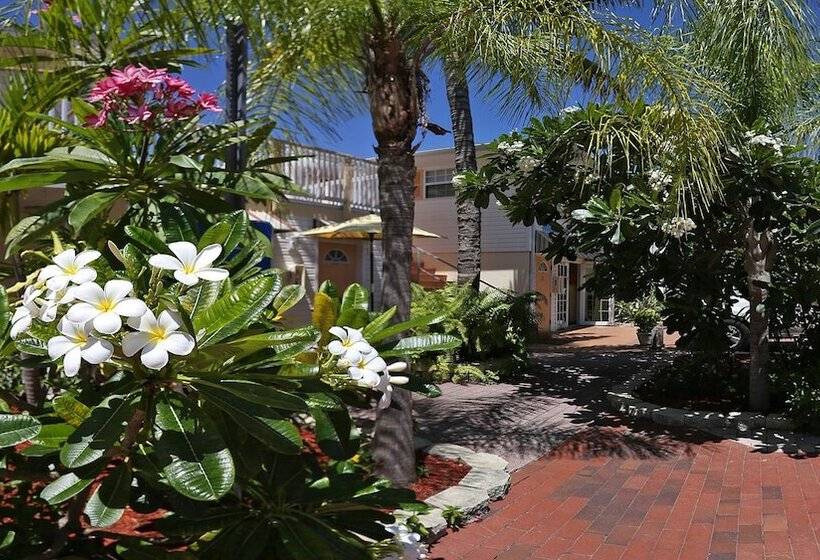 مبيت وإفطار Manatee Bay Inn   Near Fishing Pier Fort Myers Beach