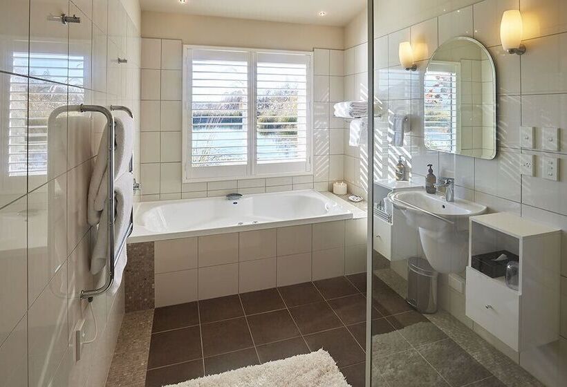 مبيت وإفطار Matuka Luxury Lodge