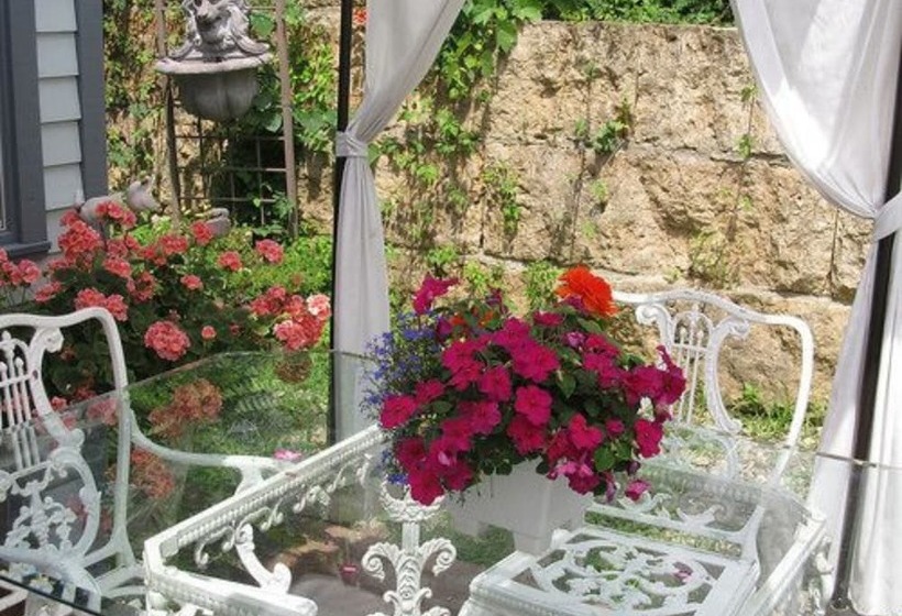 צימר Mont Rest Inn