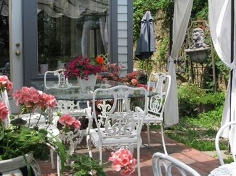 צימר Mont Rest Inn