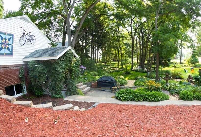 مبيت وإفطار Oak Park Inn