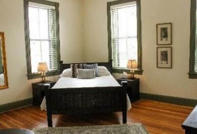 مبيت وإفطار Prince Solms Inn