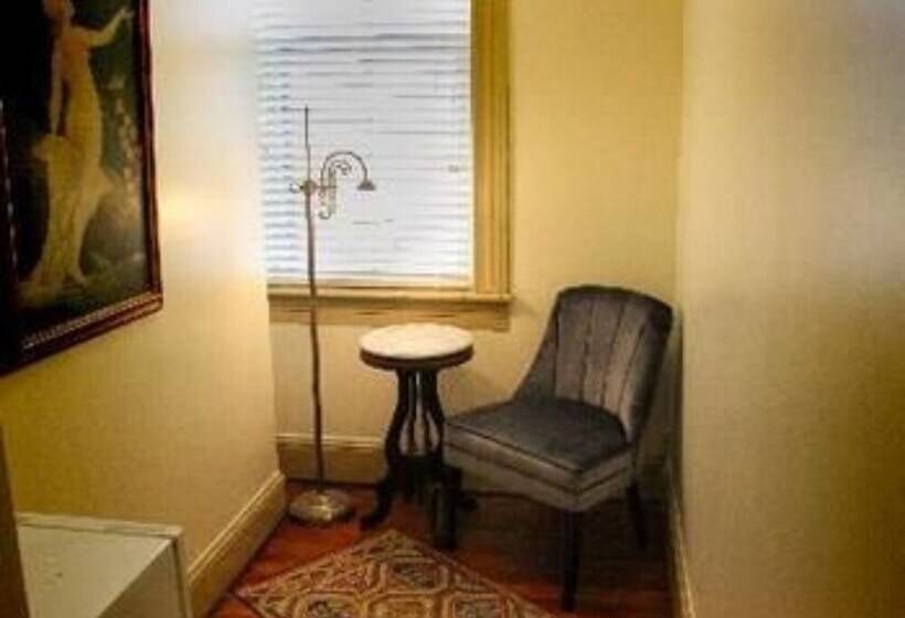 مبيت وإفطار Prince Solms Inn