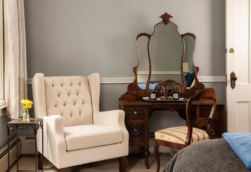 مبيت وإفطار Rosemont Inn