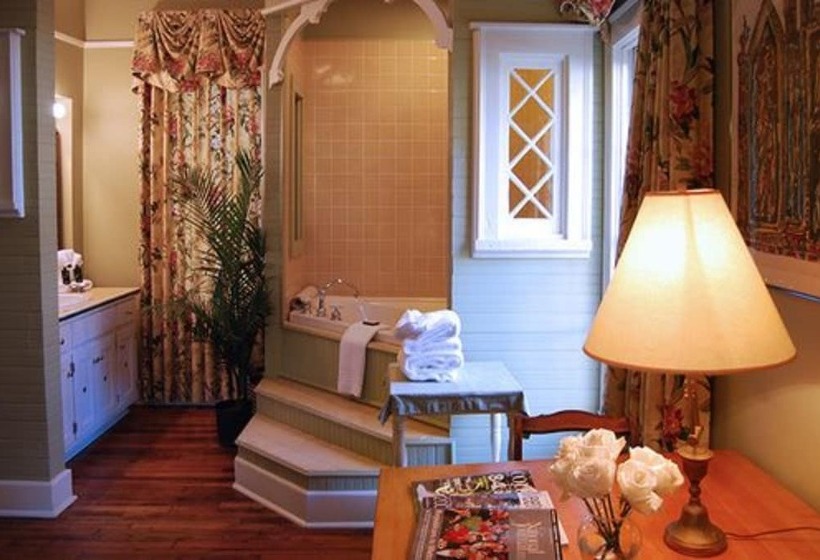 住宿加早餐  Rothschild Pound House Inn