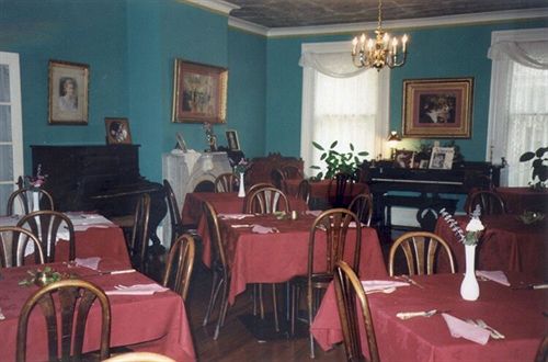 مبيت وإفطار Russell-cooper House