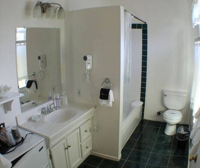 مبيت وإفطار San Anselmo Inn