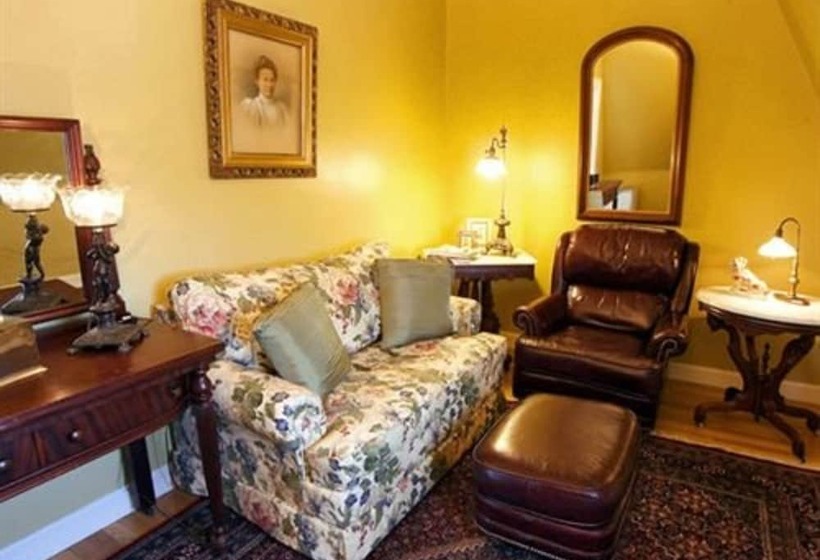 Bed and Breakfast Sarah Kendall House