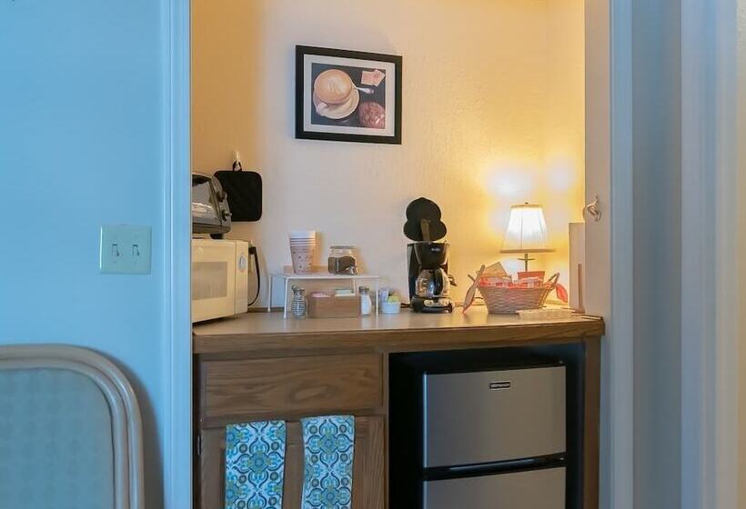 Bed and Breakfast Shaker Mill Inn