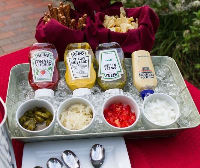 Captain Wohlt Inn Bed & Breakfast