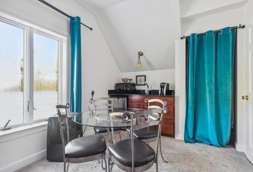 مبيت وإفطار The Columbia Inn At Peralynna