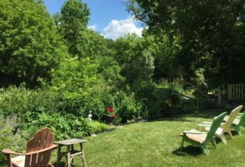 Bed and Breakfast The Hayden Creek Inn