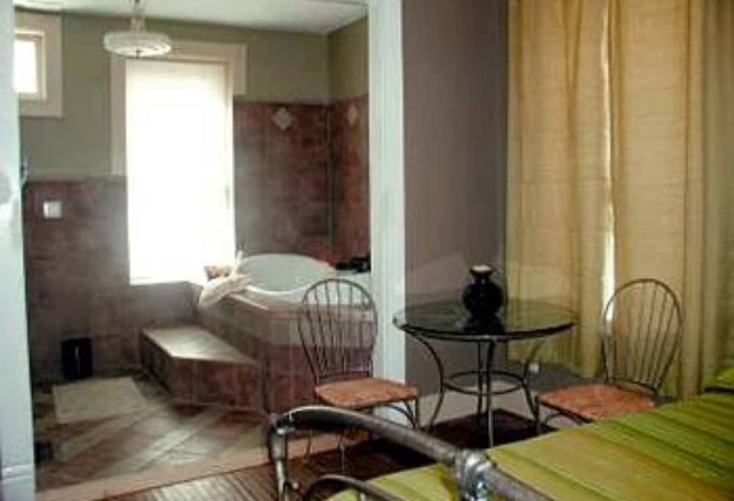 צימר The Solon Langworthy House