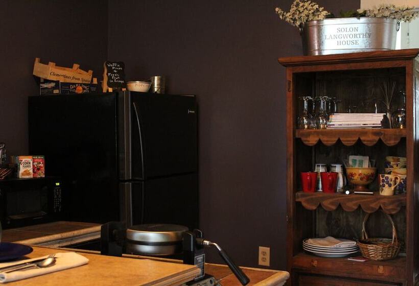 צימר The Solon Langworthy House