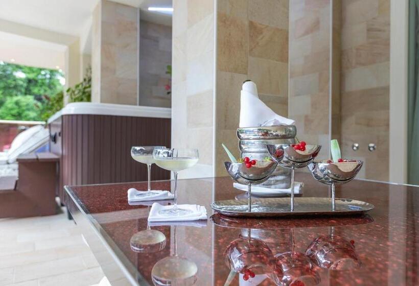 Paradiso Hotel Bovelacci