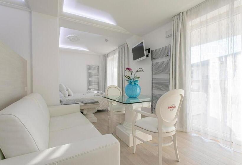 Paradiso Hotel Bovelacci