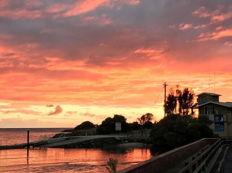 Burnie Airport Motel