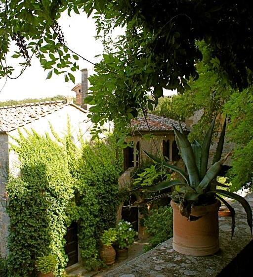 Castello Di Montalto