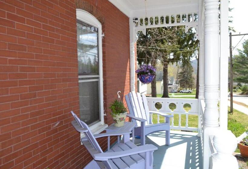 Cheney House Bed & Breakfast