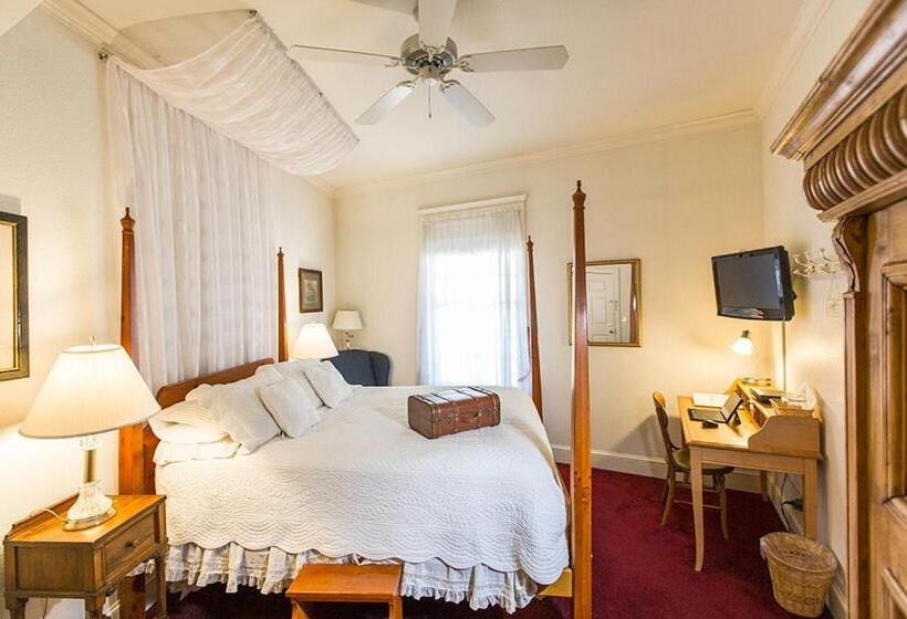צימר The Currier Inn