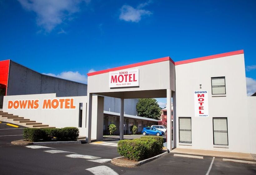 Downs Motel