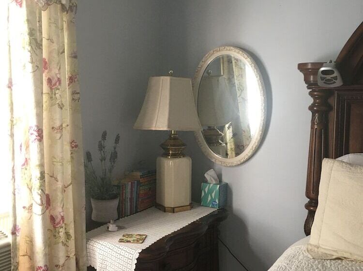 Fleetwood House Bed And Breakfast