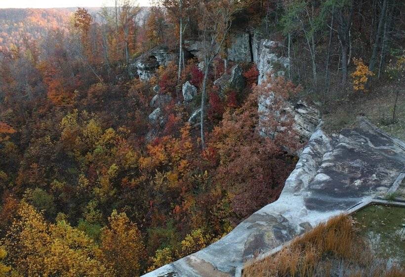 Garden Inn Bed & Breakfast At Bee Rock