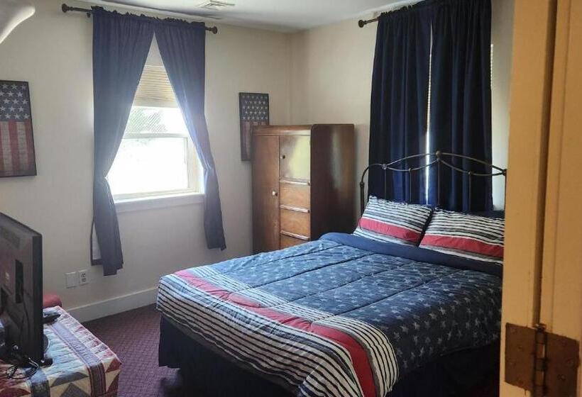 Greystone Manor Bed & Breakfast