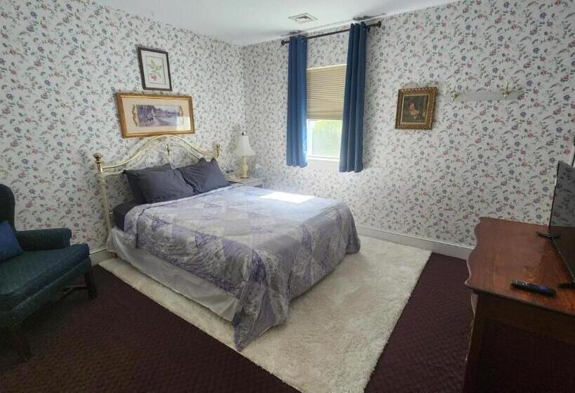 Greystone Manor Bed & Breakfast