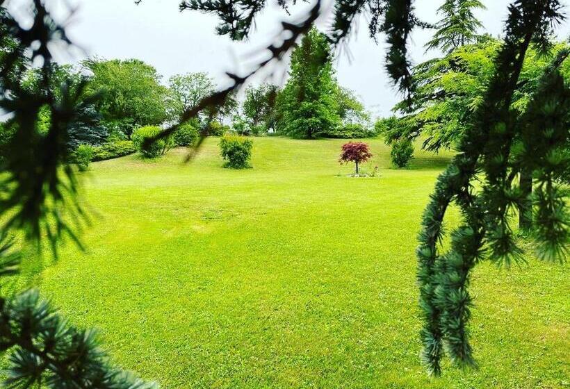 ホテル Albergo Villa Ester