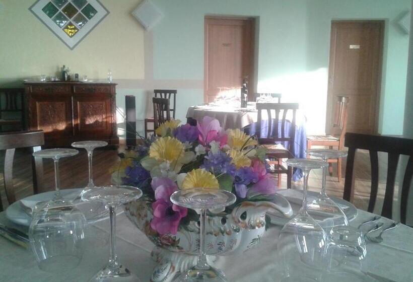 ホテル Albergo Villa Ester