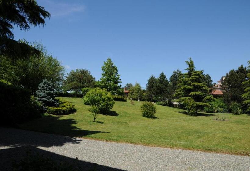 ホテル Albergo Villa Ester