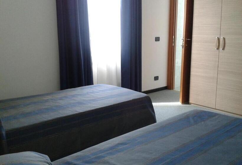 ホテル Albergo Villa Ester