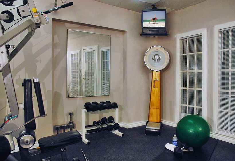 فندق Ambassador Sudbury