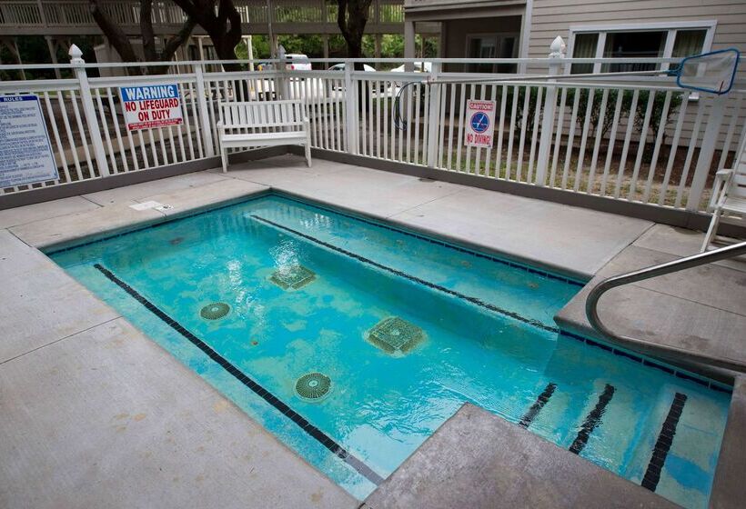 فندق Atlantic Beach Resort, A Ramada By Wyndham