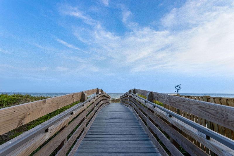 فندق Atlantic Beach Resort, A Ramada By Wyndham