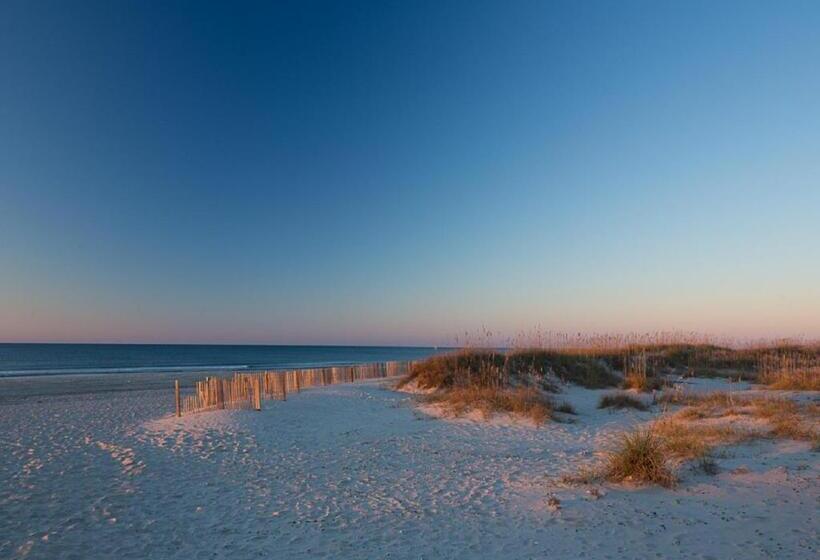 فندق Atlantic Beach Resort, A Ramada By Wyndham