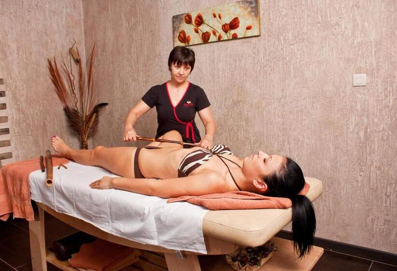 호텔 Balneo Complex & Spa Aquatonik