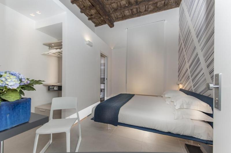 هتل B&b First Floor