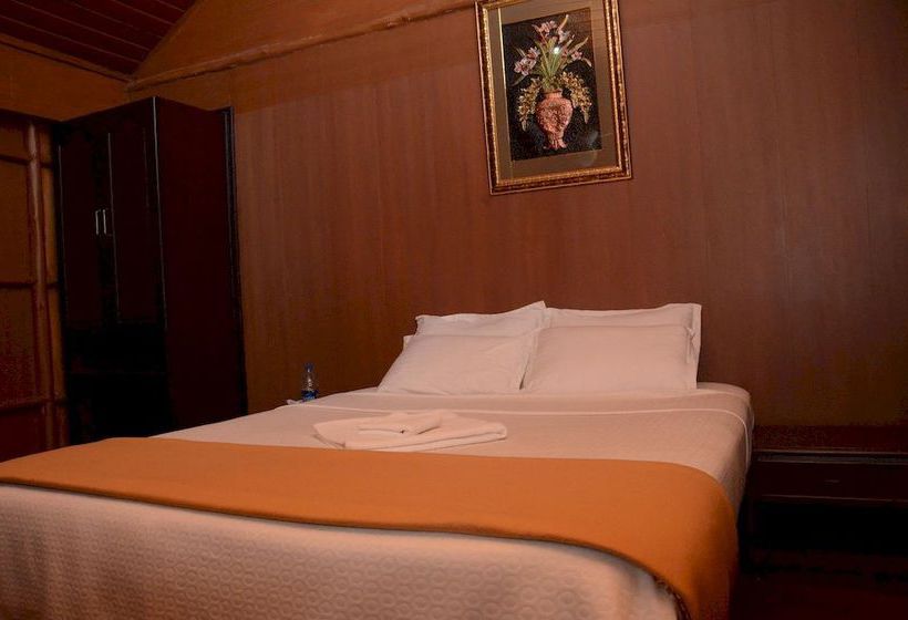 בית מלון כפרי Treebo Trip Bethel Varkis