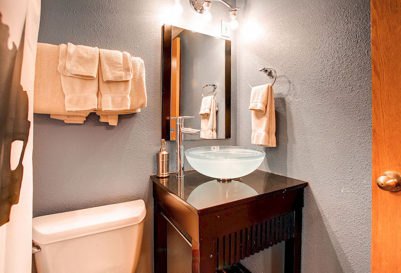 בית מלון כפרי Park Meadows Lodge